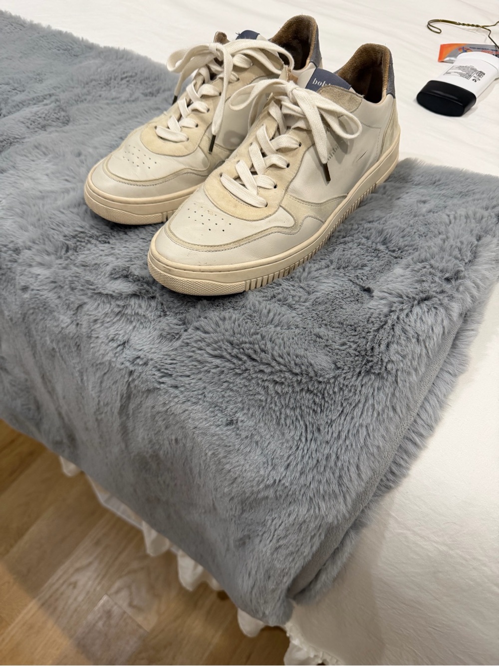 Men’s Bobbies sneakers size 11.5